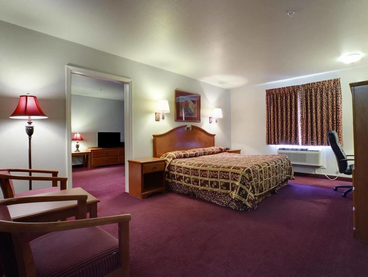 America'S Best Value Inn & Suites Gallup Ngoại thất bức ảnh