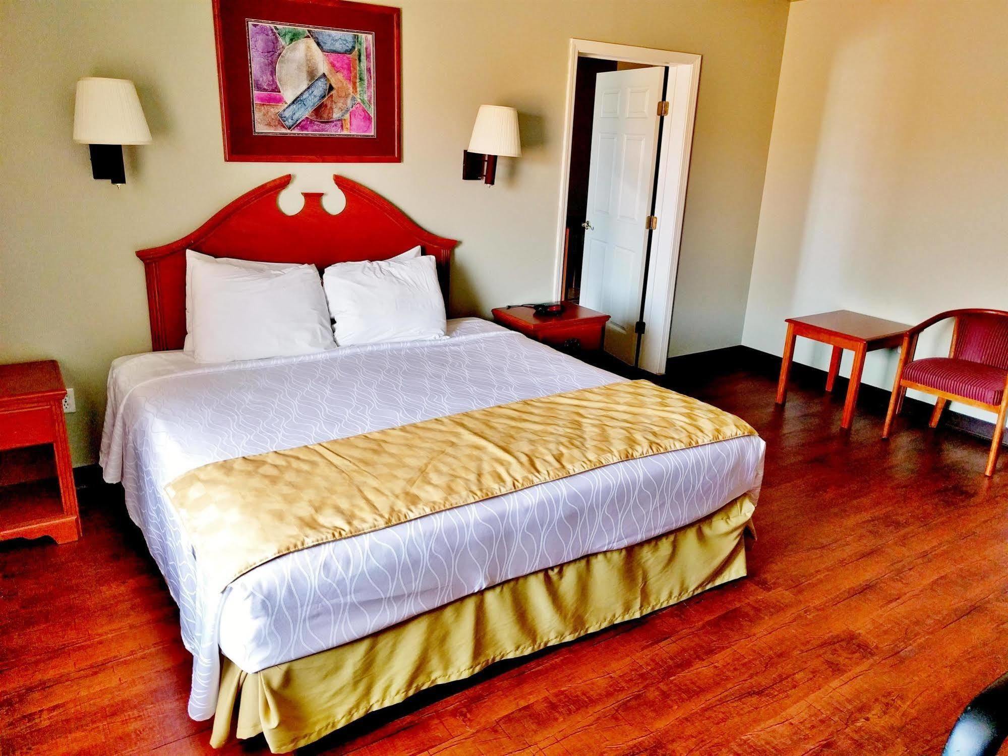 America'S Best Value Inn & Suites Gallup Ngoại thất bức ảnh